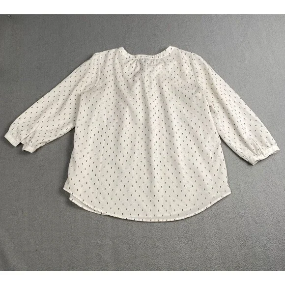 Elle Women’s size Large White Black Polka Dots Pleated  Half Sleeves Blouse - Picture 2 of 13